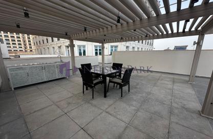 Apartment - 3 Bedrooms - 4 Bathrooms for sale in Floresta Gardens - Floresta Gardens - The Pearl Island - Doha Apartment - 3 Bedrooms - 4 Bathrooms for sale in Floresta Gardens - Floresta Gardens - The Pearl Island - Doha