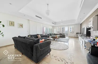 Apartment - 3 Bedrooms - 4 Bathrooms for rent in West Porto Drive - Porto Arabia - The Pearl Island - Doha