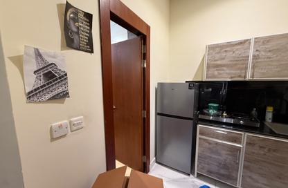 Apartment - Studio - 1 Bathroom for rent in Al Dafna - Al Dafna - Doha