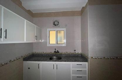 Apartment - 3 Bedrooms - 3 Bathrooms for rent in Bin Omran - Fereej Bin Omran - Doha