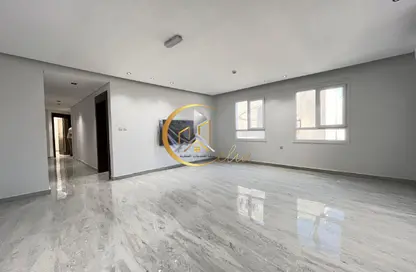 Apartment - 3 Bedrooms - 3 Bathrooms for rent in Old Airport Residential Apartments - Old Airport Road - Doha