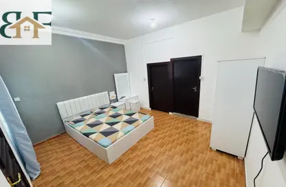 شقة - 1 حمام للايجار في طريق المطار القديم - الدوحة شقة - 1 حمام للايجار في طريق المطار القديم - الدوحة