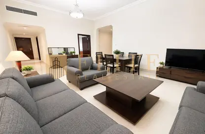 Apartment - 2 Bedrooms - 2 Bathrooms for rent in Ghanem Business Centre - Fereej Bin Mahmoud South - Fereej Bin Mahmoud - Doha