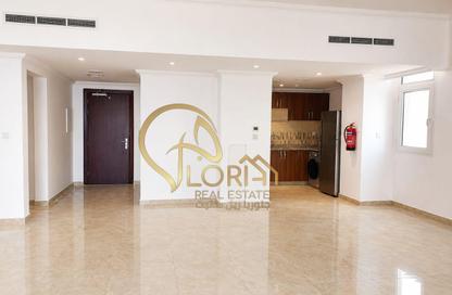 Apartment - 2 Bedrooms - 3 Bathrooms for rent in Fox Hills South - Fox Hills - Lusail