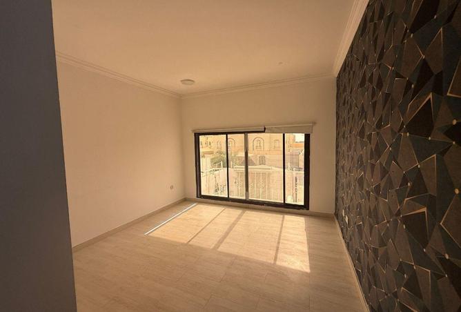 53521944 - صورة العقار 2