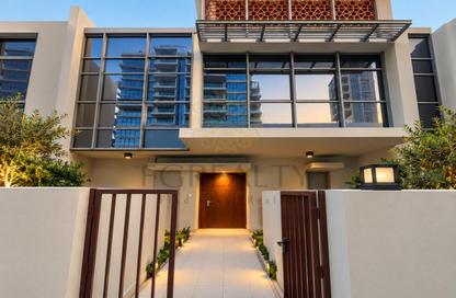 Townhouse - 3 Bedrooms - 5 Bathrooms for sale in Seef Lusail Tower 1 - Seef Lusail - Lusail City - Lusail