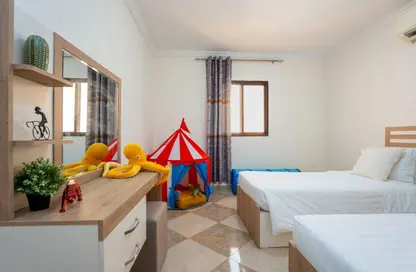 Apartment - 2 Bedrooms - 2 Bathrooms for rent in Ezdan Villages North 1 - Ezdan Village - Al Wakra