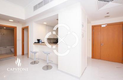 Apartment - 2 Bedrooms - 3 Bathrooms for rent in Viva West - Viva Bahriyah - The Pearl Island - Doha