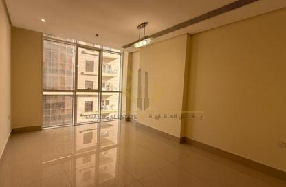 Apartment - 2 Bedrooms - 2 Bathrooms for rent in Lusail Marina Heights - Marina District - Lusail