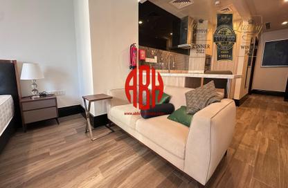 Apartment - Studio - 1 for rent in Viva West - Viva Bahriyah - The Pearl Island - Doha Apartment - Studio - 1 for rent in Viva West - Viva Bahriyah - The Pearl Island - Doha