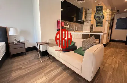 Apartment - 1 Bathroom for rent in Viva West - Viva Bahriyah - The Pearl Island - Doha