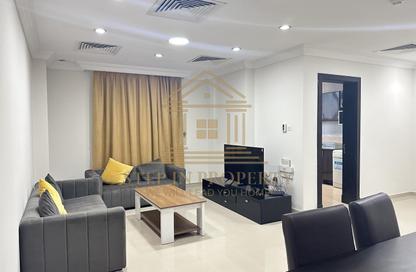 Apartment - 2 Bedrooms - 2 Bathrooms for rent in Al Khair Tower - Corniche Road - Corniche Road - Doha