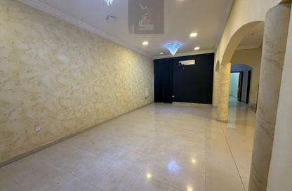 Villa - 6 Bedrooms - 6 Bathrooms for rent in Ain Khaled Villas - Ain Khaled - Doha Villa - 6 Bedrooms - 6 Bathrooms for rent in Ain Khaled Villas - Ain Khaled - Doha