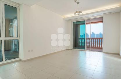Apartment - 2 Bedrooms - 3 Bathrooms for rent in Viva West - Viva Bahriyah - The Pearl Island - Doha
