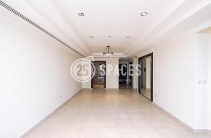 Apartment - 2 Bedrooms - 3 Bathrooms for sale in East Porto Drive - Porto Arabia - The Pearl Island - Doha Apartment - 2 Bedrooms - 3 Bathrooms for sale in East Porto Drive - Porto Arabia - The Pearl Island - Doha