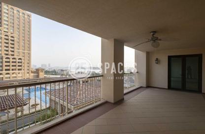 Apartment - 2 Bedrooms - 3 Bathrooms for sale in East Porto Drive - Porto Arabia - The Pearl Island - Doha