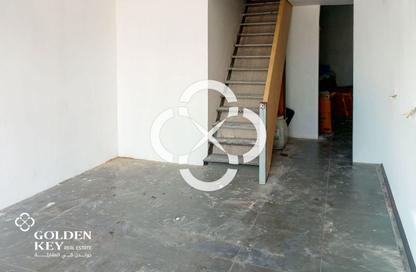 Shop - Studio - 1 Bathroom for rent in Al Duhail South - Al Duhail - Doha