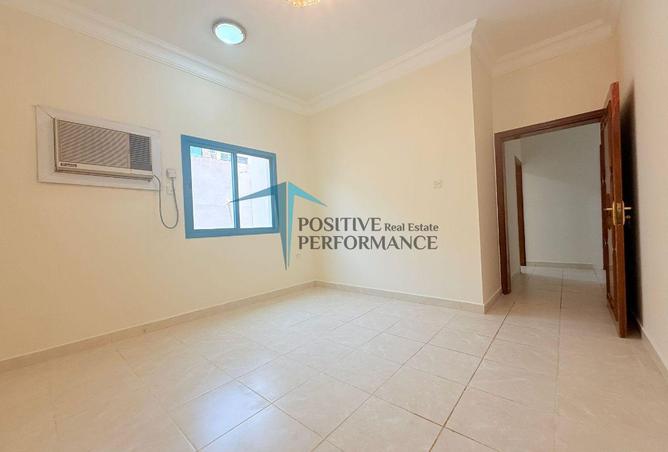 53521383 - Property Image 3