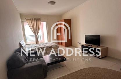 Apartment - Studio - 1 Bathroom for rent in Viva West - Viva Bahriyah - The Pearl Island - Doha