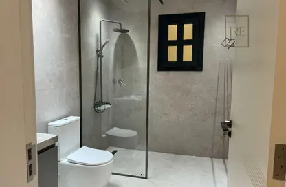 شقة - 2 غرف نوم - 3 حمامات للايجار في شارع النصر - النصر - الدوحة