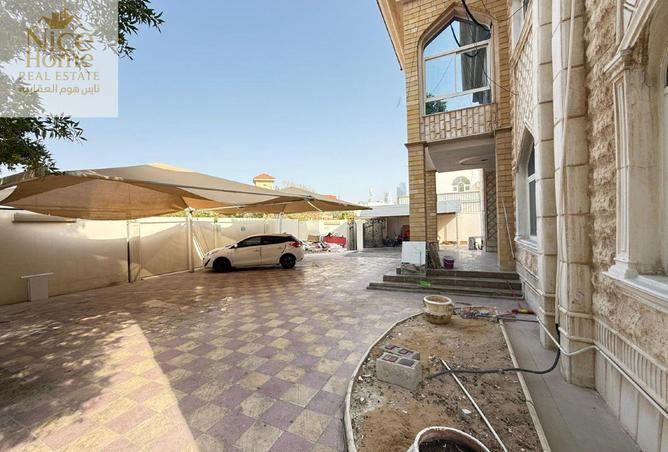 1008368 - Property Image 2