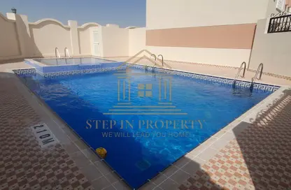 Villa - 5 Bedrooms - 4 Bathrooms for rent in Ain Khaled Villas - Ain Khaled - Doha