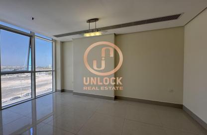 Apartment - 2 Bedrooms - 3 Bathrooms for rent in Lusail Residence - Marina District - Lusail
