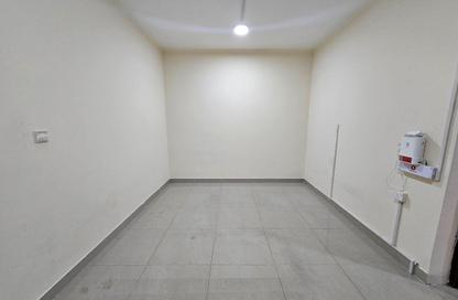 Apartment - 1 - 1 for rent in Salwa Road - Al Aziziyah - Doha