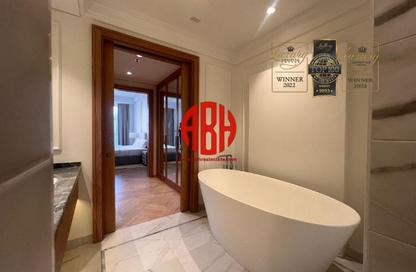 Apartment - 1 Bedroom - 2 Bathrooms for sale in West Porto Drive - Porto Arabia - The Pearl Island - Doha