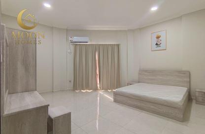 Apartment - 1 - 1 for rent in Umm Ghuwailina 4 - Umm Ghuwailina - Doha