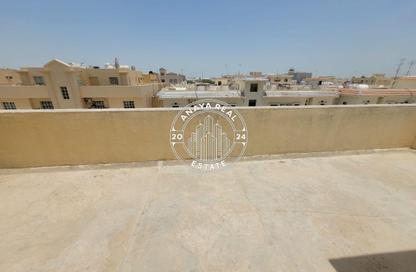 Penthouse - 2 Bedrooms - 1 Bathroom for rent in Old Airport Road - Old Airport Road - Doha Penthouse - 2 Bedrooms - 1 Bathroom for rent in Old Airport Road - Old Airport Road - Doha