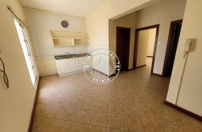 Penthouse - 2 Bedrooms - 1 Bathroom for rent in Old Airport Road - Old Airport Road - Doha