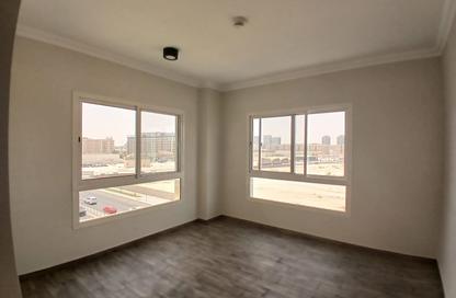Apartment - 3 Bedrooms - 4 Bathrooms for rent in Musheireb - Musheireb - Doha