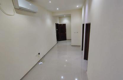 Apartment - 1 Bedroom - 1 Bathroom for rent in Umm Al Seneem Street - Ain Khaled - Doha