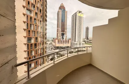 Apartment - 2 Bedrooms - 2 Bathrooms for rent in Taameer Central Tower - Marina  25 - Marina District - Lusail