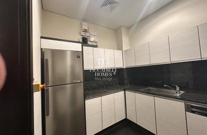 Apartment - 2 Bedrooms - 2 Bathrooms for rent in Taameer Central Tower - Marina  25 - Marina District - Lusail