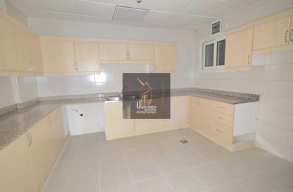 Apartment - 5 Bedrooms - 6 Bathrooms for rent in Al Sadd Road - Al Sadd - Doha Apartment - 5 Bedrooms - 6 Bathrooms for rent in Al Sadd Road - Al Sadd - Doha