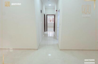 Apartment - 2 Bedrooms - 2 Bathrooms for rent in Al Nasr Twin Towers - West Bay - Doha