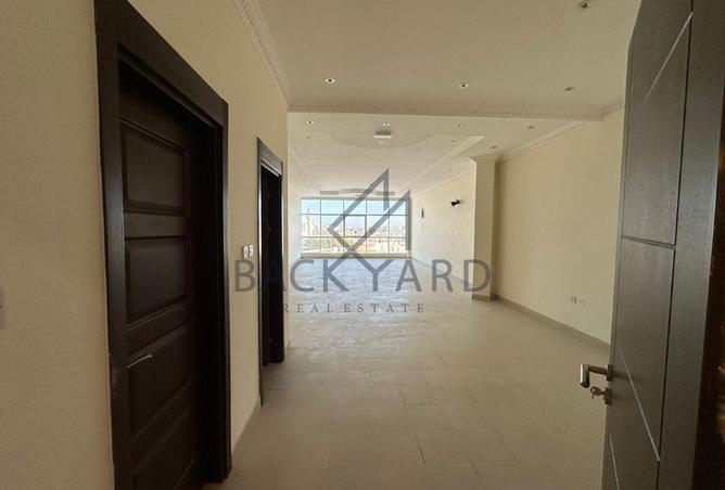 999530 - Property Image 2