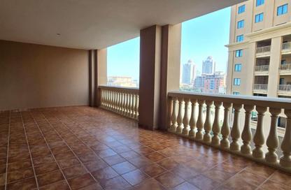 Apartment - 1 Bedroom - 2 Bathrooms for rent in East Porto Drive - Porto Arabia - The Pearl Island - Doha