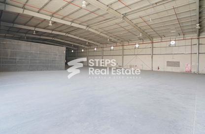Warehouse - Studio for rent in Industrial Area 2 - Industrial Area - Industrial Area - Doha