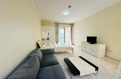 Apartment - Studio - 1 Bathroom for rent in Viva Central - Viva Bahriyah - The Pearl Island - Doha