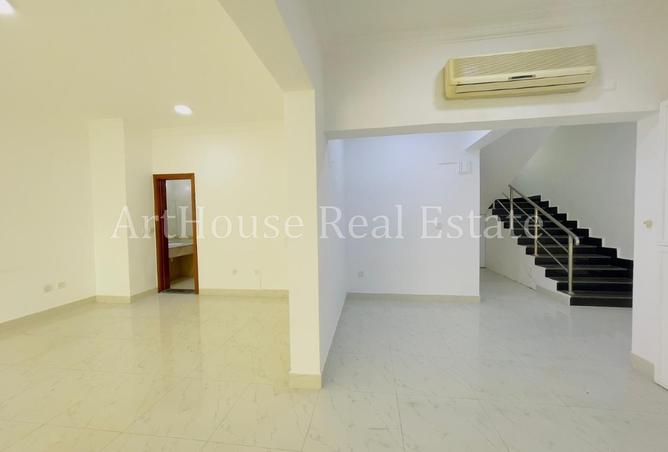 1027979 - Property Image 2