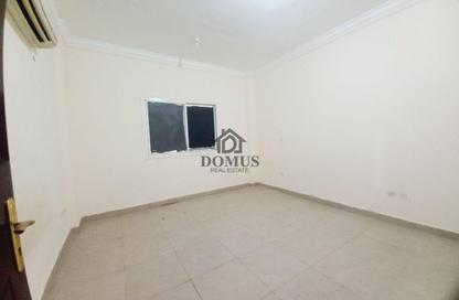 Apartment - 2 Bedrooms - 2 Bathrooms for rent in Hiteen Street - Al Muntazah - Doha