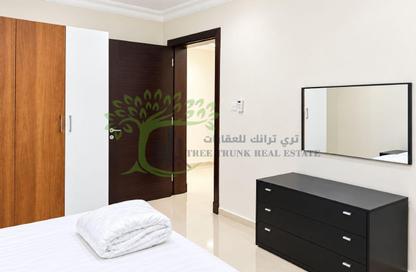 Apartment - 2 - 2 for rent in Corniche Road - Corniche Road - Doha