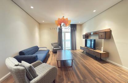 Apartment - 2 Bedrooms - 3 Bathrooms for rent in Floresta Gardens - Floresta Gardens - The Pearl Island - Doha