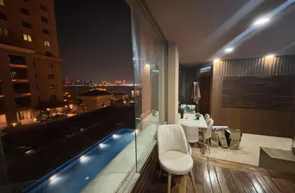 شقة - 2 غرف نوم - 2 حمامات للايجار في برج رقم 3 - منطقة الأبراج - جزيرة اللؤلؤة - الدوحة