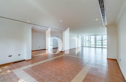 Villa - 4 Bedrooms - 6 Bathrooms for rent in West Bay Lagoon Villas - West Bay Lagoon - West Bay Lagoon - Doha