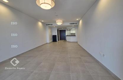 Apartment - 2 Bedrooms - 4 Bathrooms for sale in Viva West - Viva Bahriyah - The Pearl Island - Doha