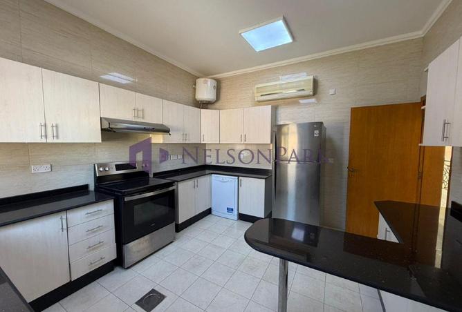 51953203 - Property Image 3